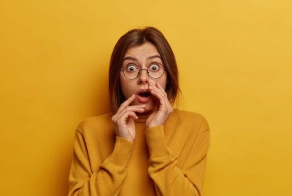 Expresiones con error de traducción